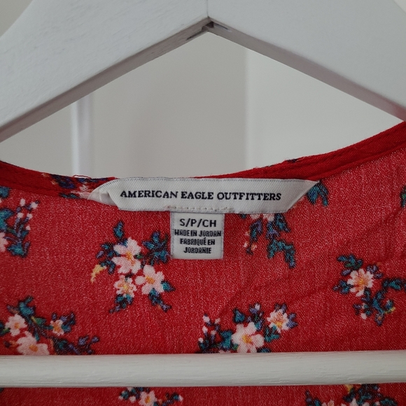 AMERICAN EAGLE Floral Crop Top - Picture 2 of 4